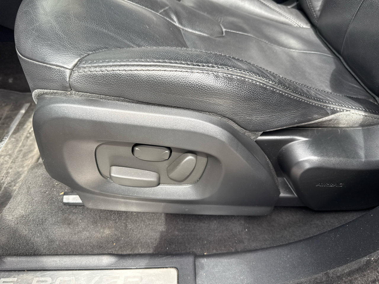 Used 2015 Land Rover Range Rover Evoque Pure Plus image 13