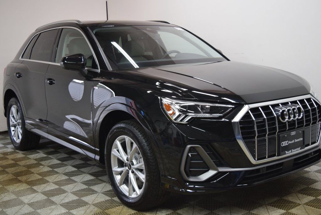 New 2025 Audi Q3 2.0T Premium Plus image 1