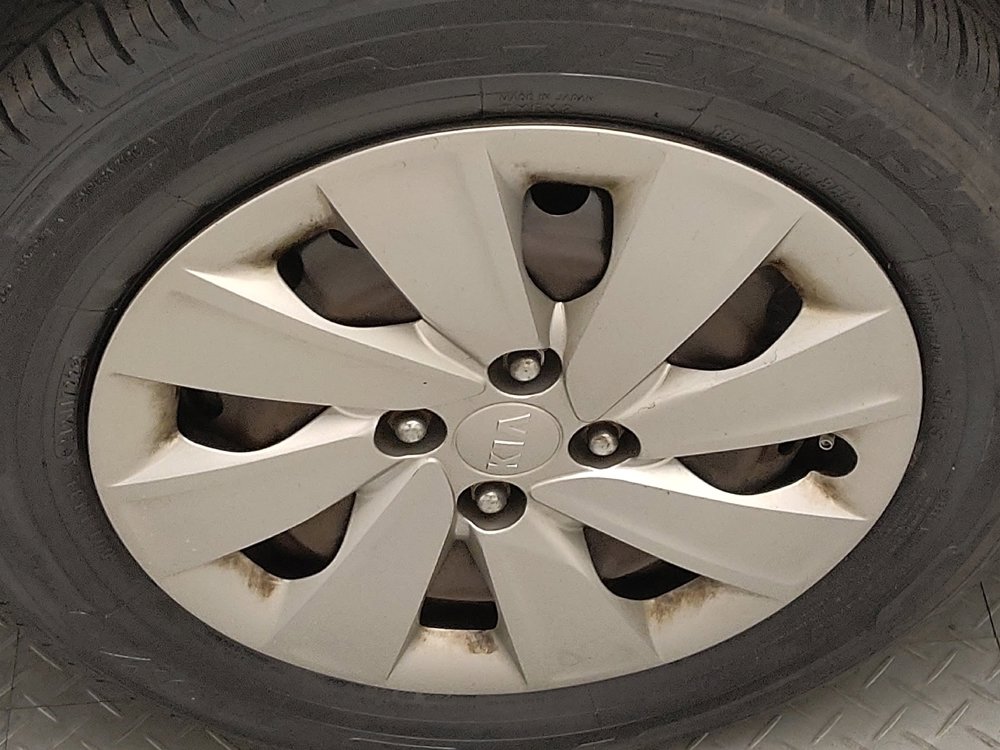 Used 2018 Kia Rio S image 31