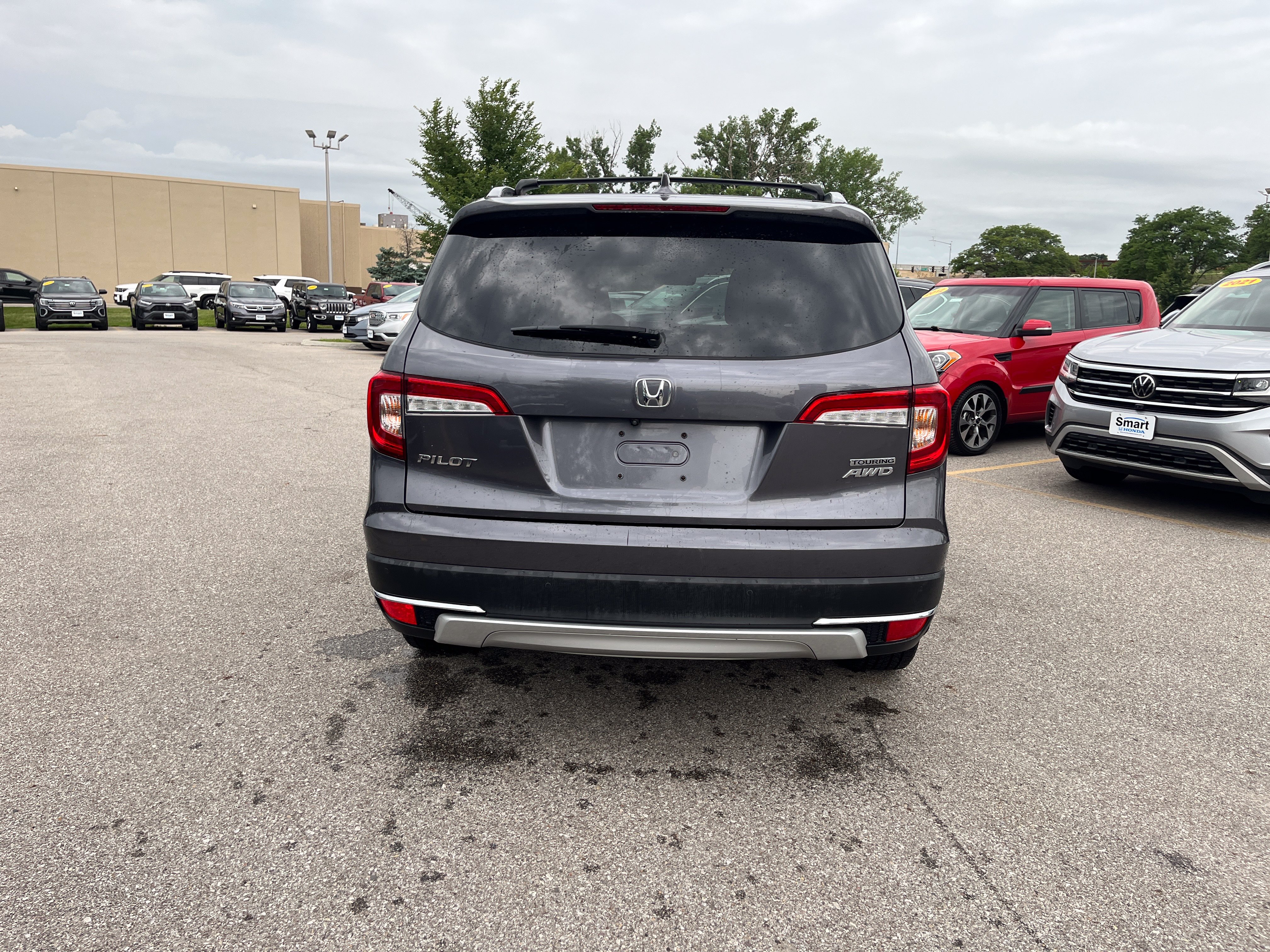 Used 2021 Honda Pilot Touring image 10