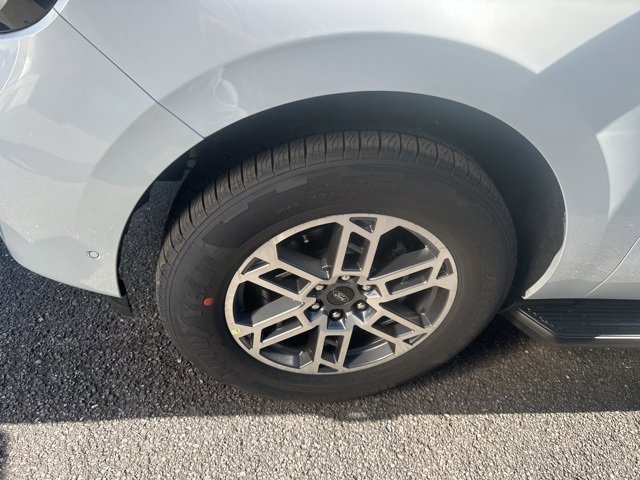 New 2025 Ford Expedition Max Active image 10