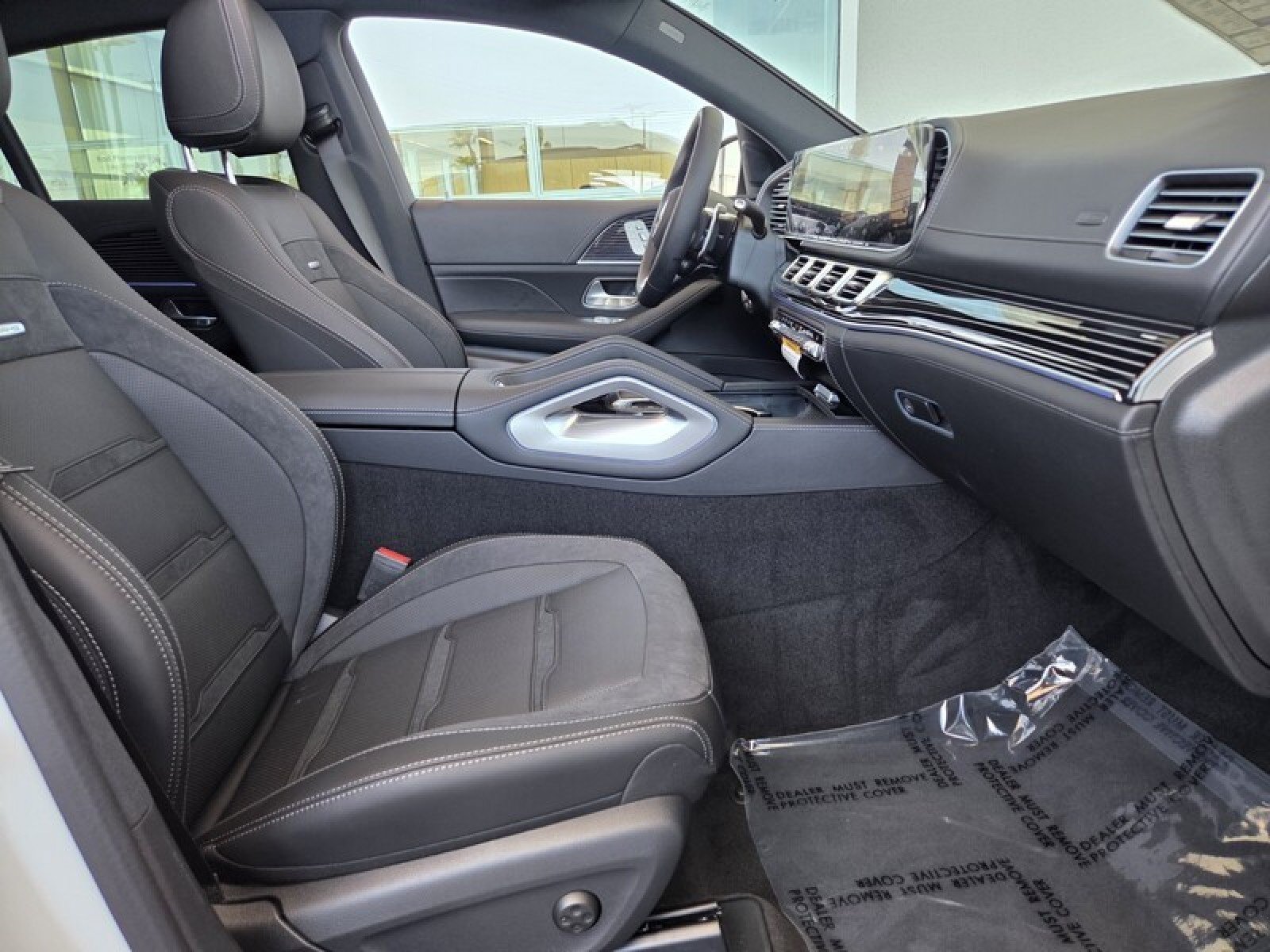 New 2026 Mercedes-Benz GLE 53 AMG 4MATIC Coupe image 17