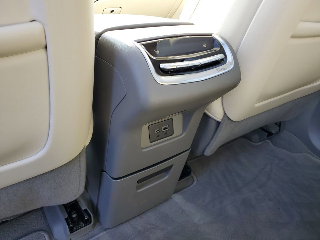 Certified 2024 Cadillac XT6 Premium Luxury image 31