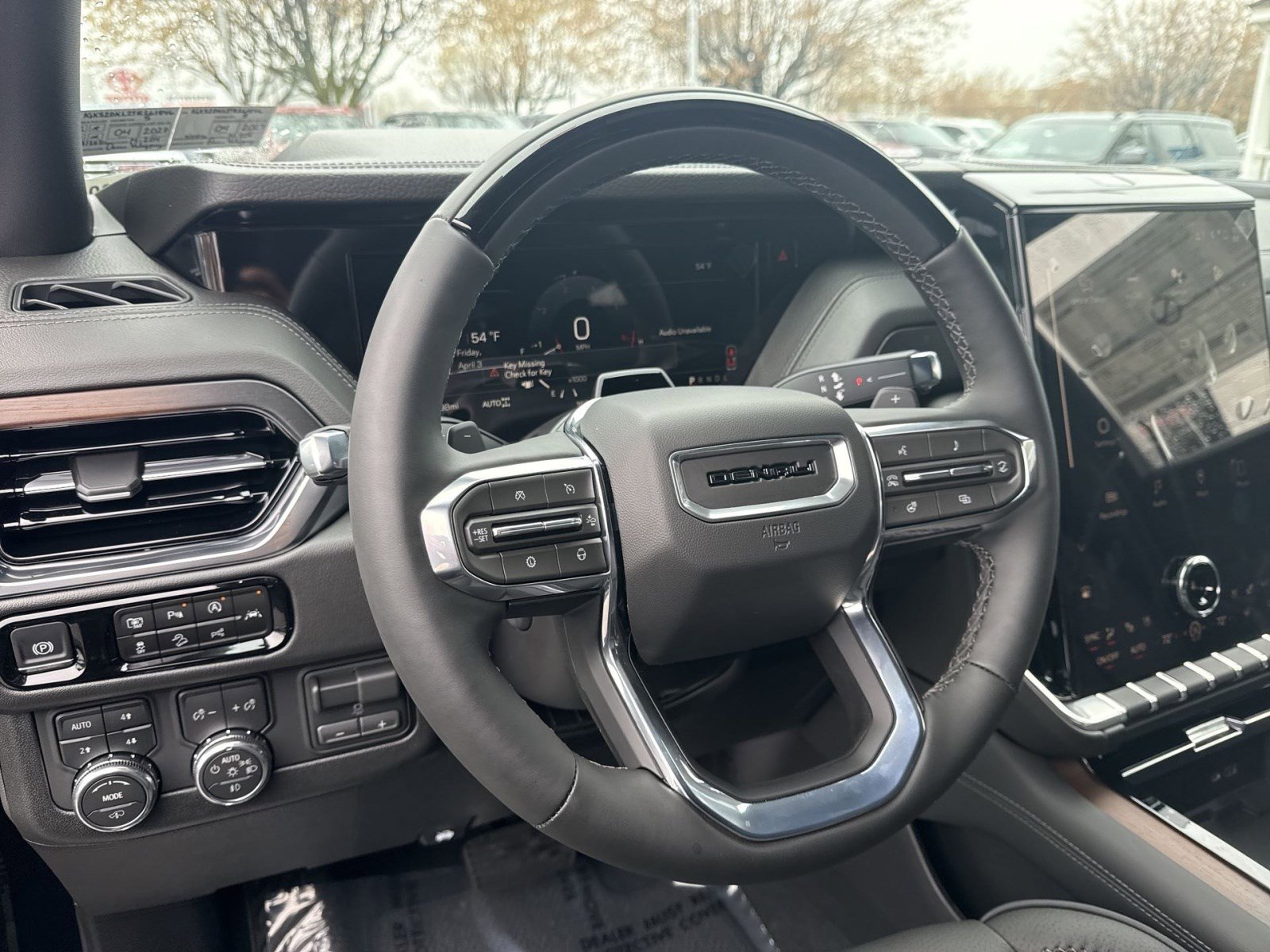 New 2026 GMC Yukon Denali w/ Denali Reserve Package image 14