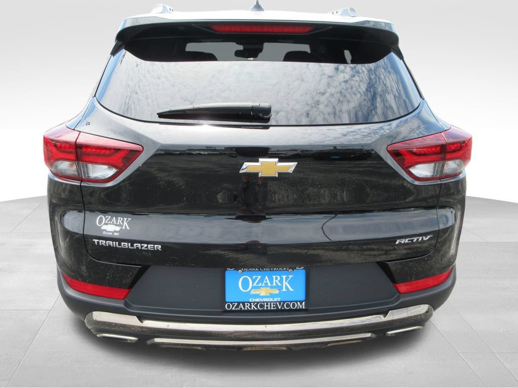 Certified 2023 Chevrolet TrailBlazer ACTIV w/ Convenience Package FWD image 4