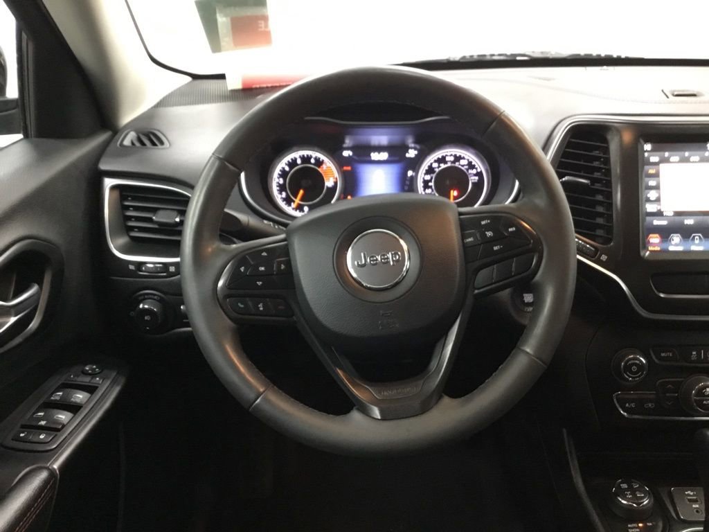 Used 2022 Jeep Cherokee Trailhawk w/ Trailer Tow Group image 37