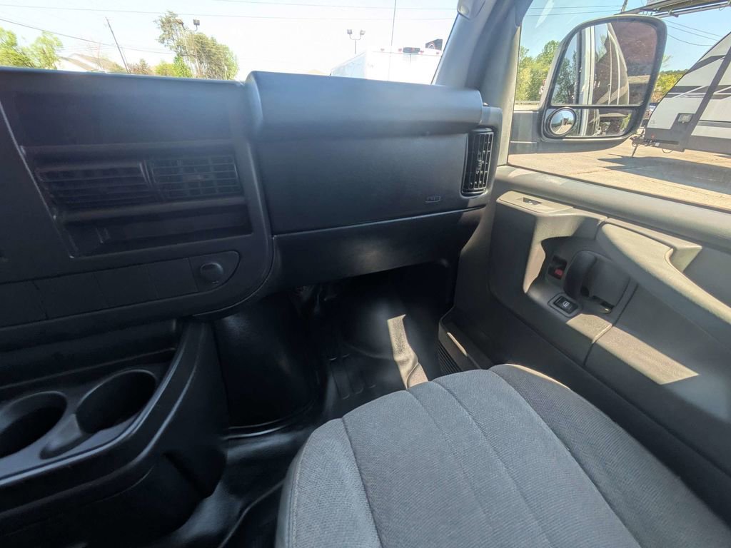 Used 2014 Chevrolet Express 3500 LT w/ LT Preferred Equipment Group image 17