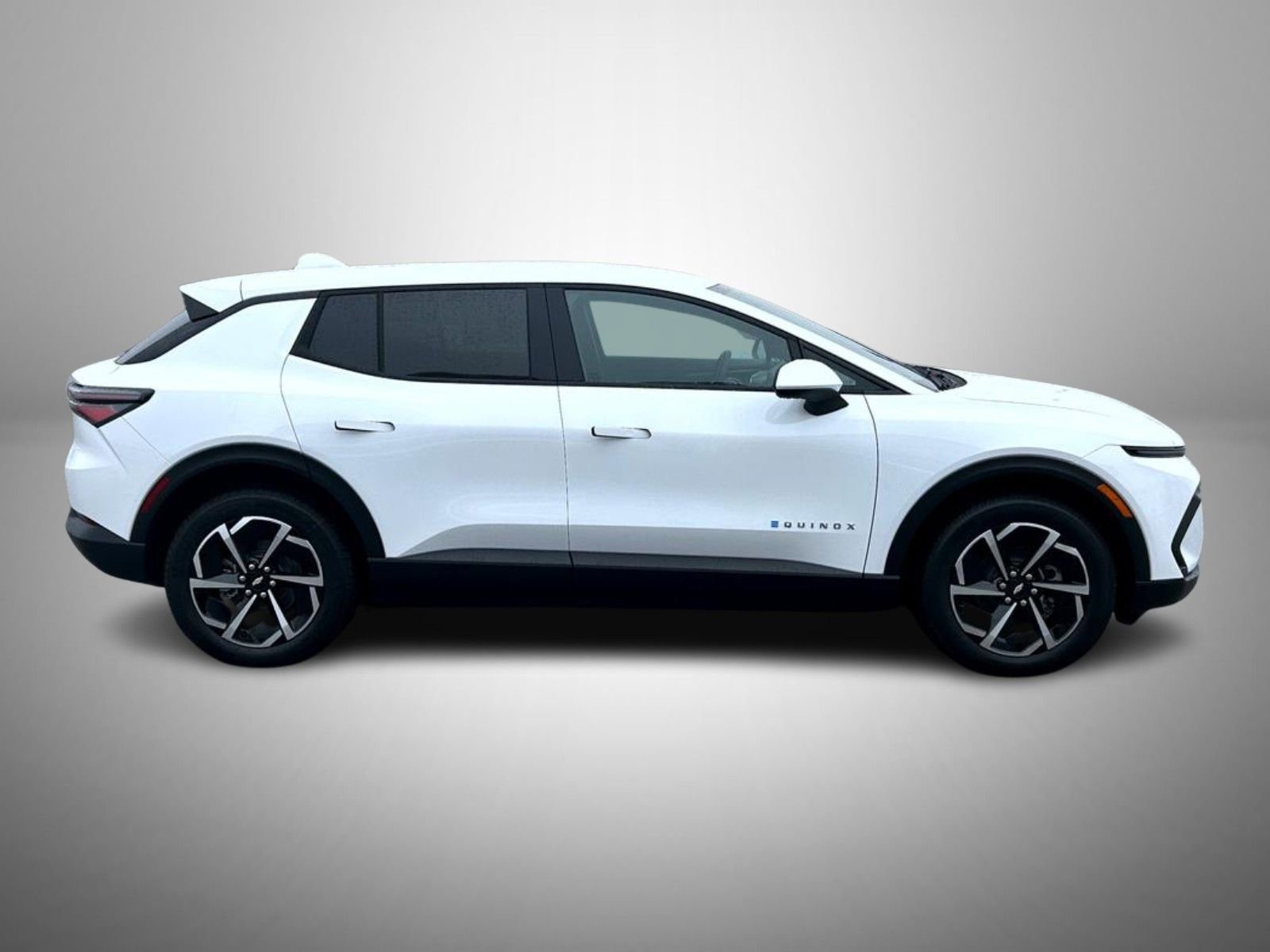 New 2026 Chevrolet Equinox EV LT image 4