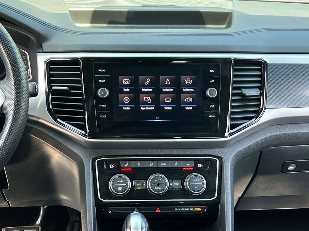 Used 2023 Volkswagen Atlas Cross Sport SEL Premium R-Line image 19