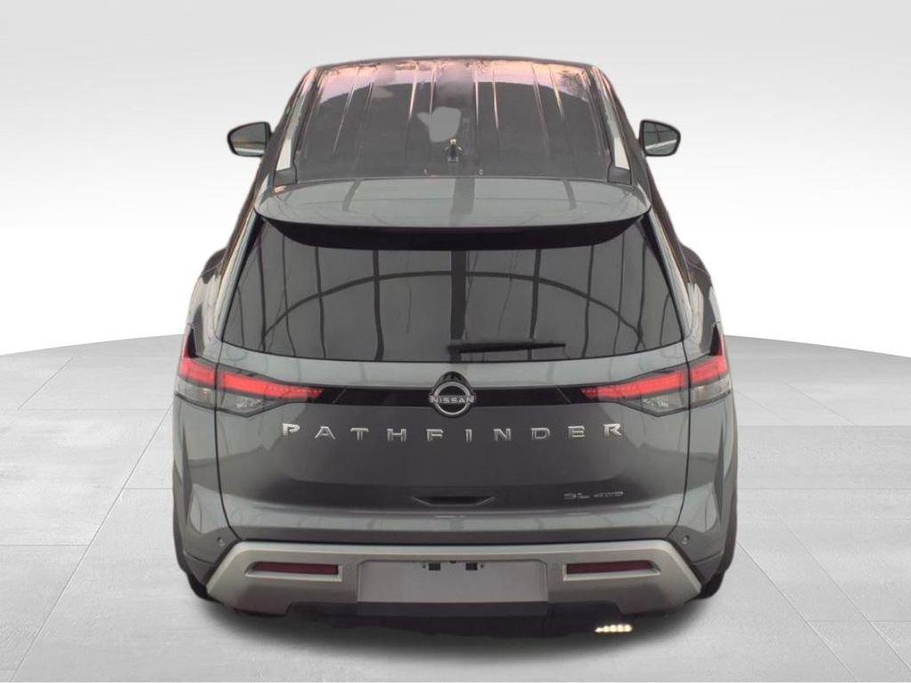Used 2025 Nissan Pathfinder SL w/ Cargo Package image 6
