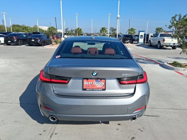 New 2026 BMW 330i Sedan w/ Premium Package RWD image 5
