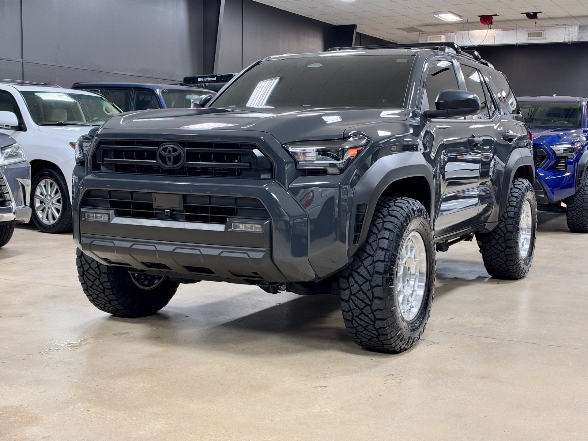 Used 2026 Toyota 4Runner SR5 AWD/4WD image 25