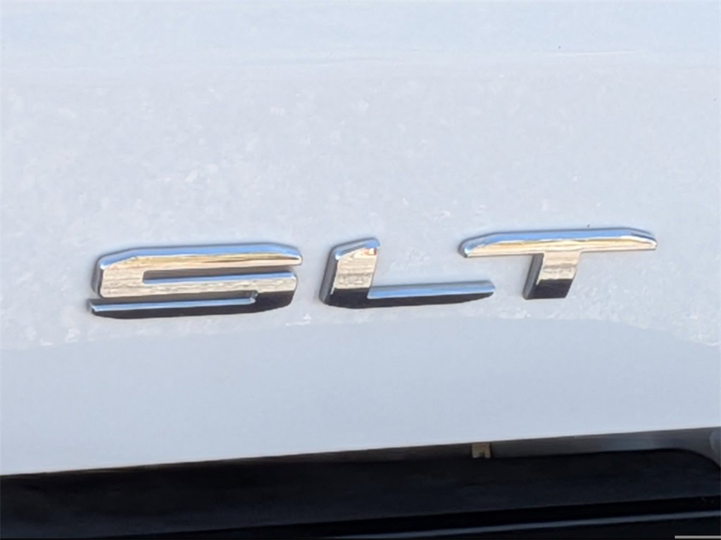 Used 2025 GMC Sierra 1500 SLT image 13
