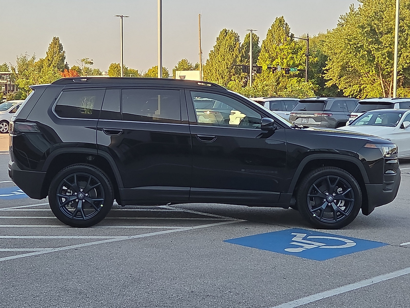 New 2026 Jeep Cherokee Limited AWD/4WD image 6
