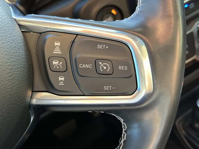 Used 2023 Jeep Wrangler Unlimited Sahara w/ Cold Weather Group image 34