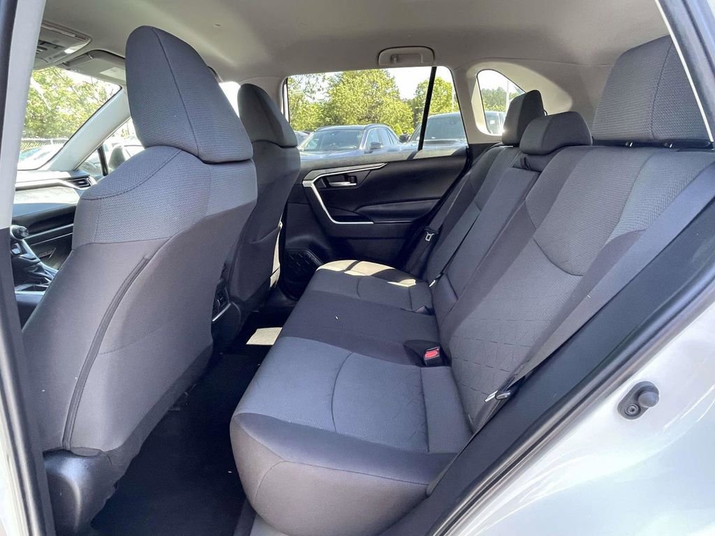 Used 2023 Toyota RAV4 XLE FWD image 12