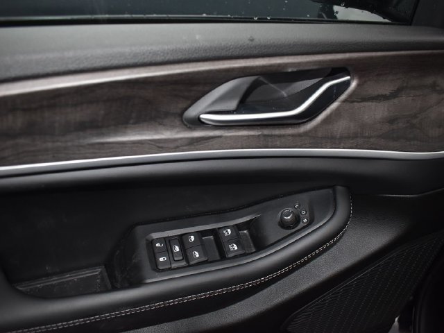New 2026 Jeep Grand Cherokee Altitude AWD/4WD image 12
