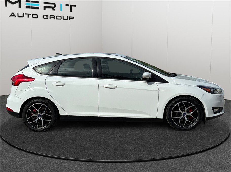 Used 2017 Ford Focus SEL FWD image 10