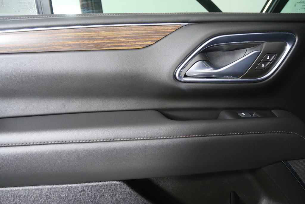Used 2023 Chevrolet Tahoe High Country image 13
