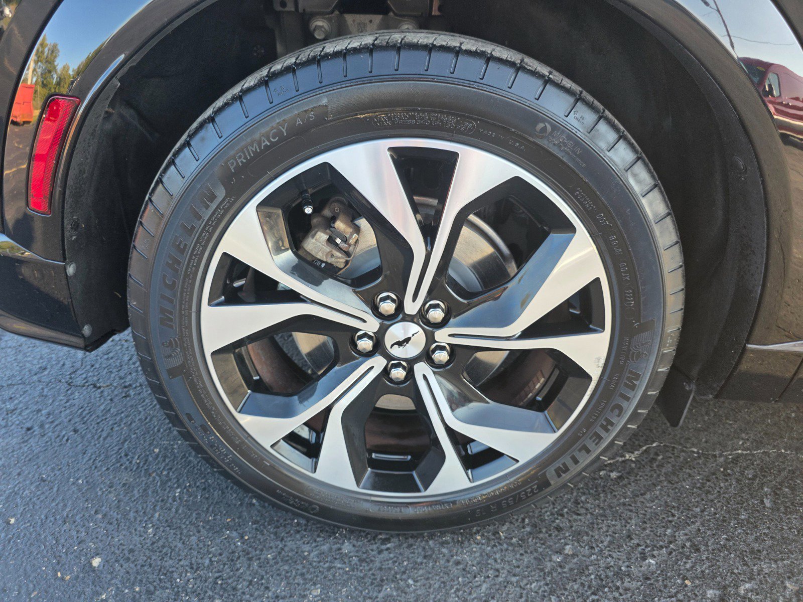 Used 2021 Ford Mustang Mach-E Premium image 19