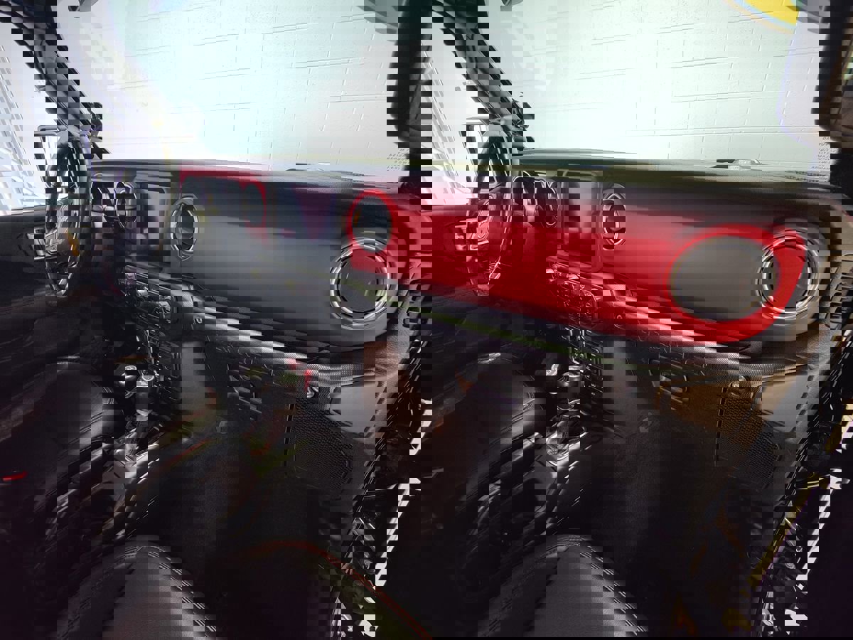 Used 2021 Jeep Wrangler Unlimited Rubicon image 14