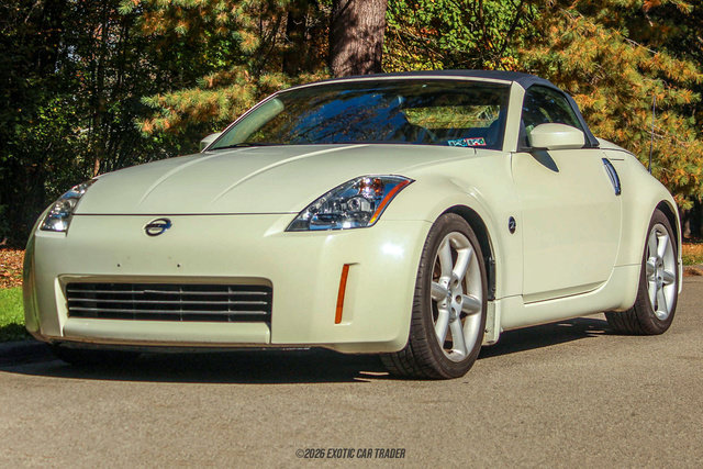 Used 2004 Nissan 350Z Touring RWD image 20
