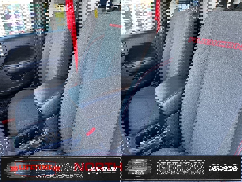 Used 2025 Jeep Wrangler Unlimited Rubicon image 4