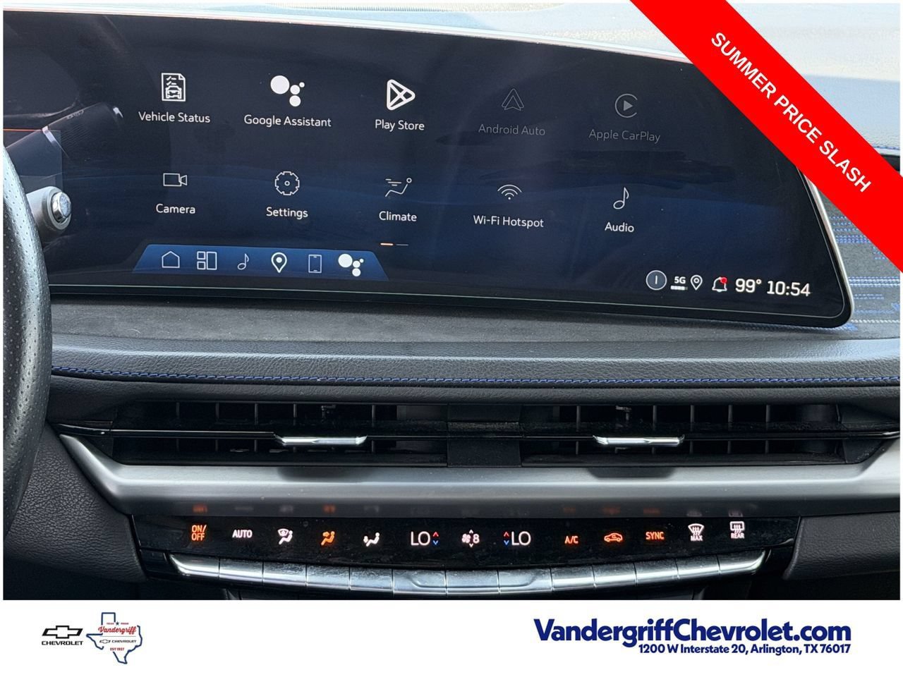 Used 2025 Cadillac XT4 Sport FWD image 16