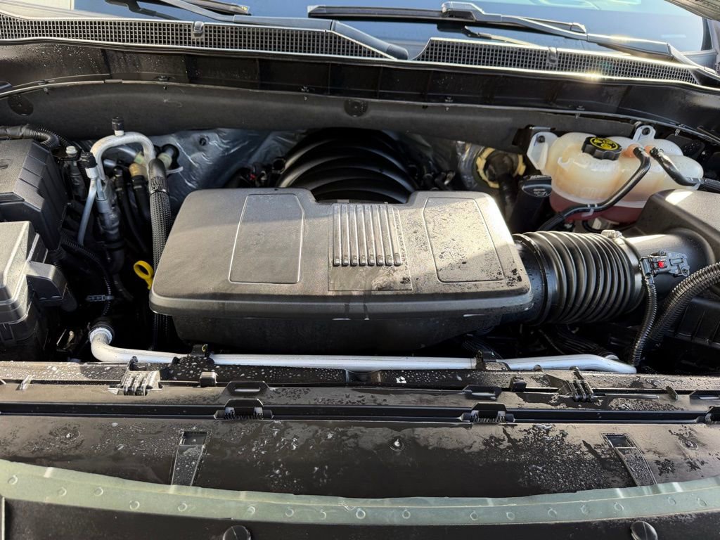 Used 2024 Chevrolet Suburban Premier image 14