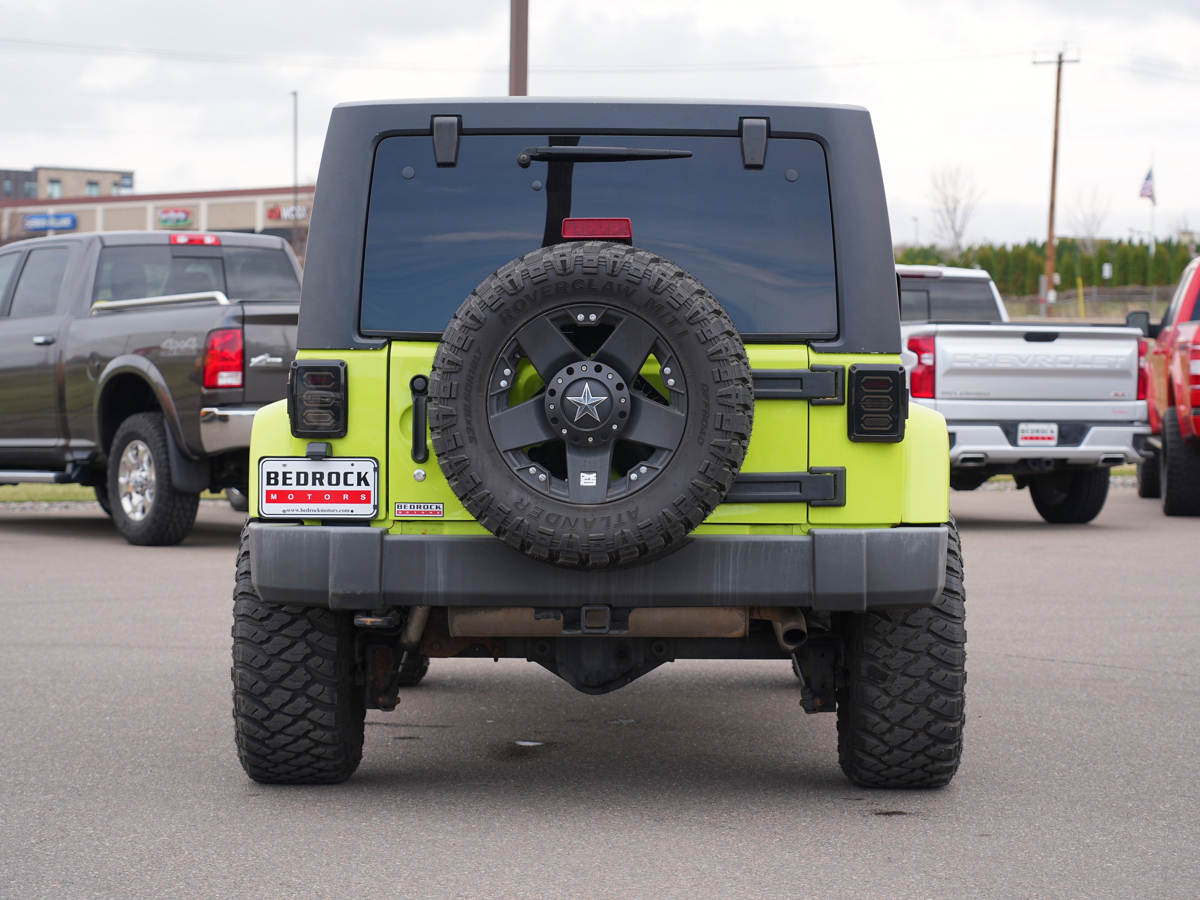 Used 2016 Jeep Wrangler Unlimited Sahara w/ Dual Top Group image 4