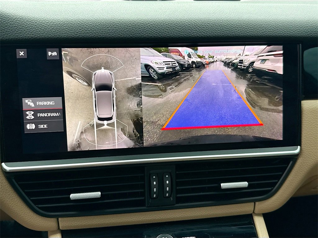 Used 2020 Porsche Cayenne image 15