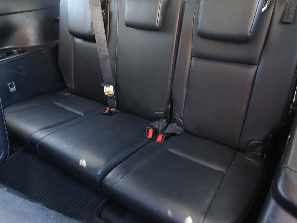 Used 2019 Toyota Highlander XLE image 19