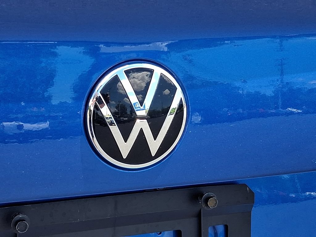 Used 2024 Volkswagen Jetta SE FWD image 29