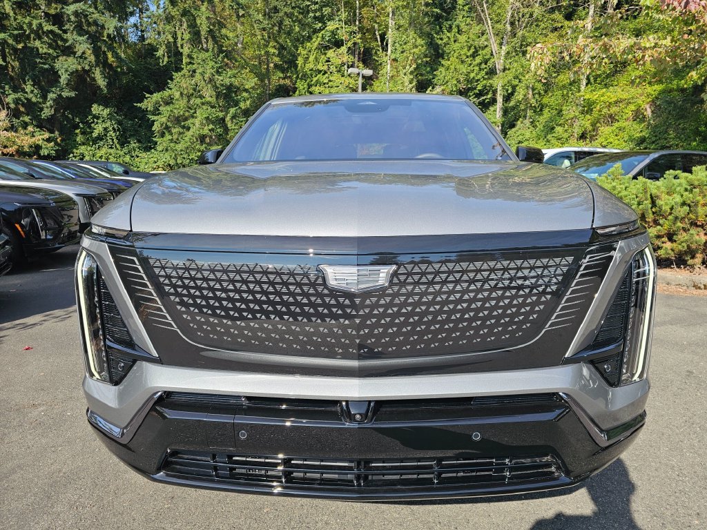 New 2027 Cadillac Vistiq Luxury AWD/4WD image 2
