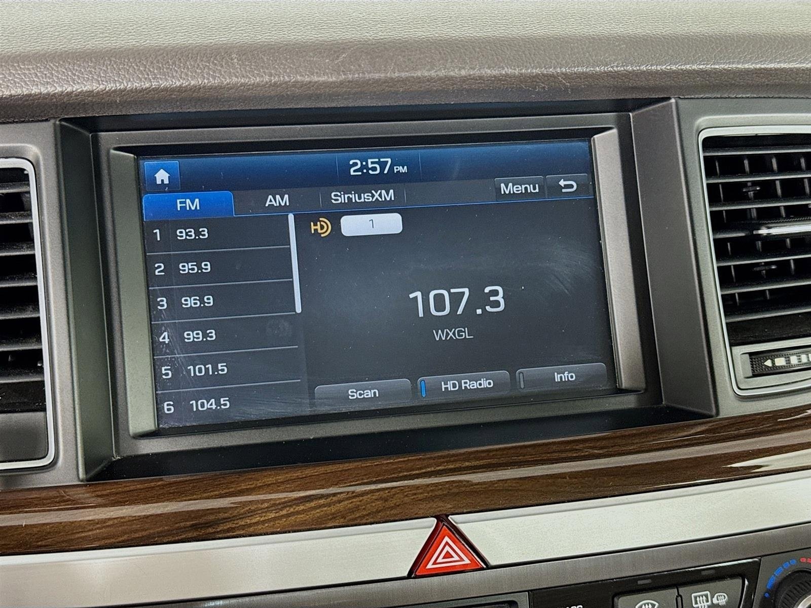 Used 2017 Genesis G80 3.8 w/ Option Group 02 image 15