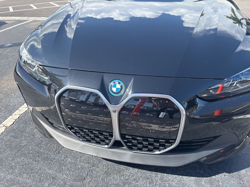 Used 2023 BMW i4 eDrive35 w/ Premium Package image 6