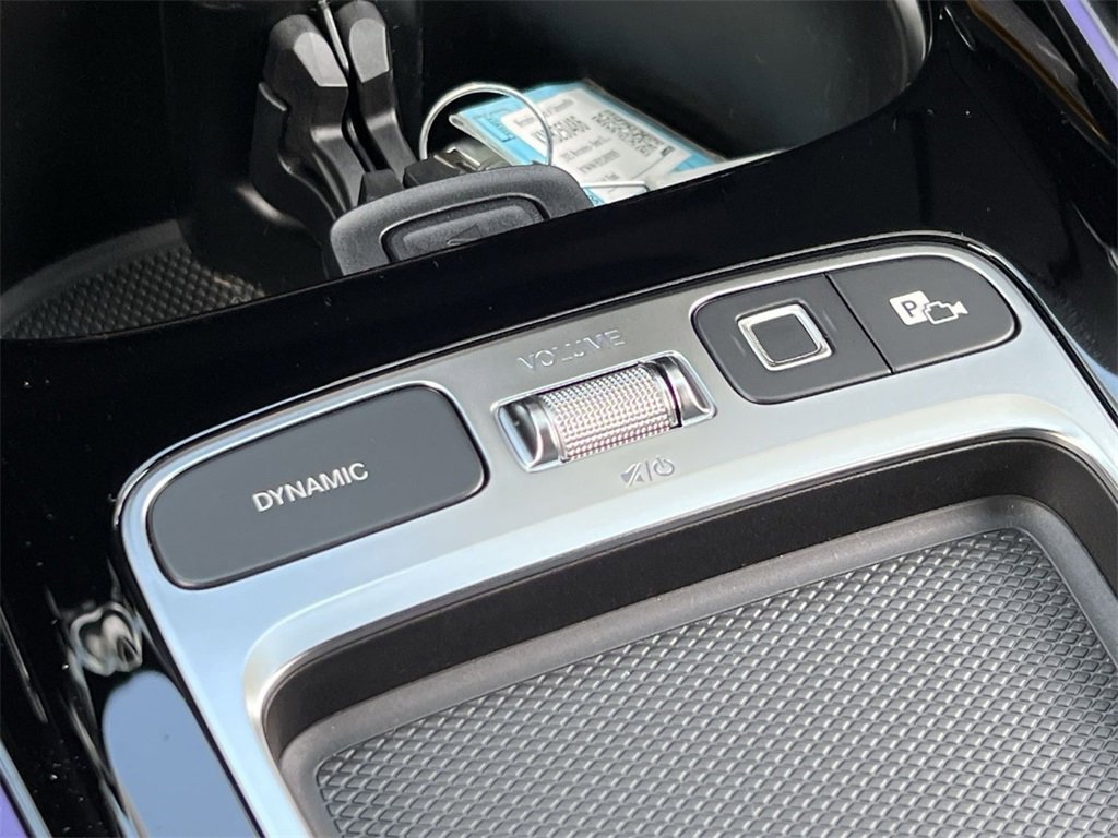 Certified 2025 Mercedes-Benz GLA 250 4MATIC image 32