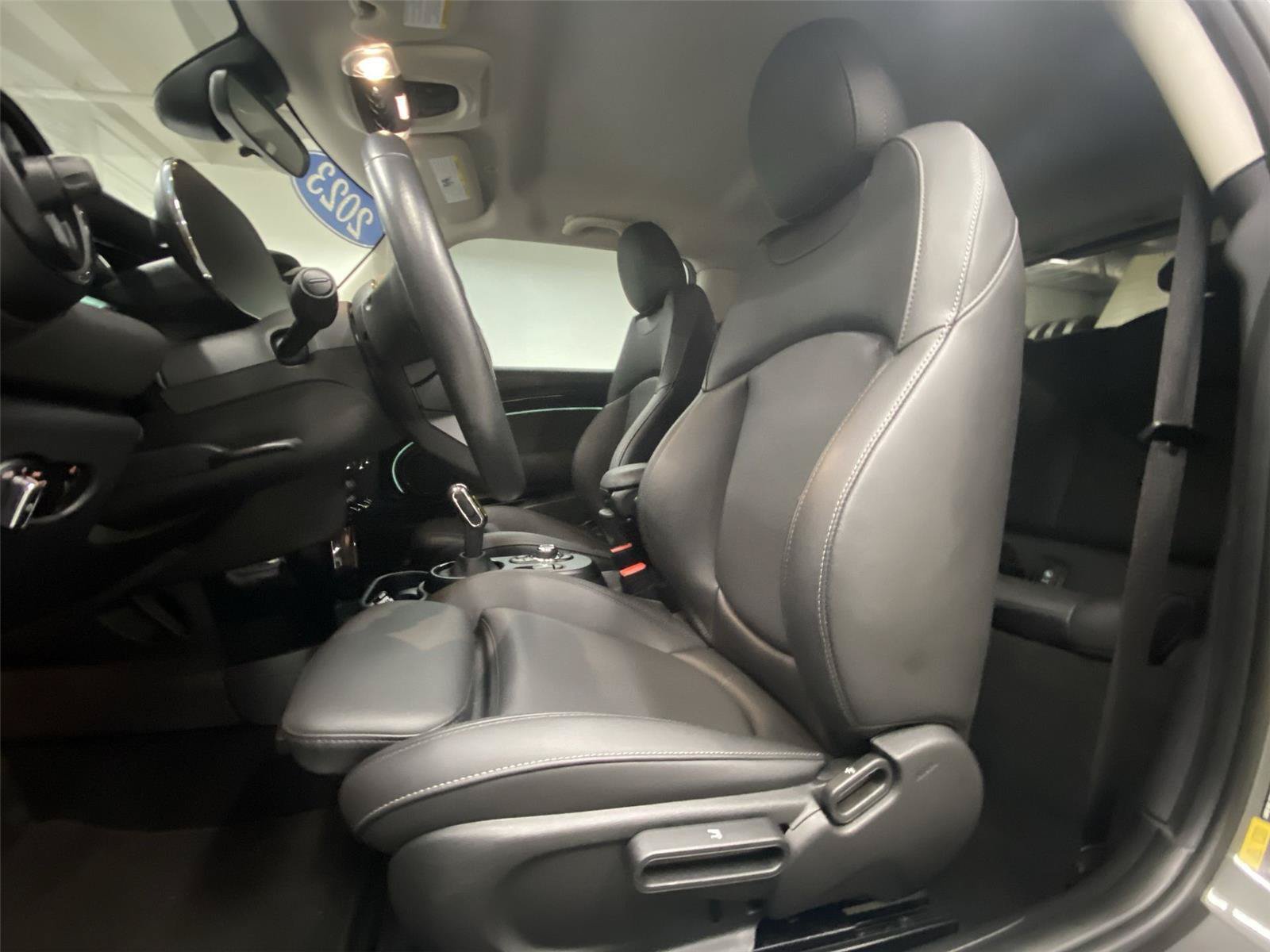 Used 2023 MINI Cooper SE FWD image 17