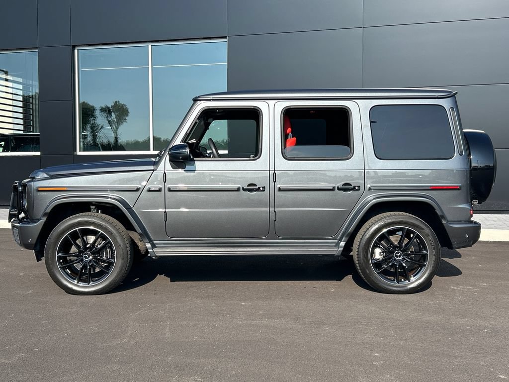 Used 2025 Mercedes-Benz G 550 image 5