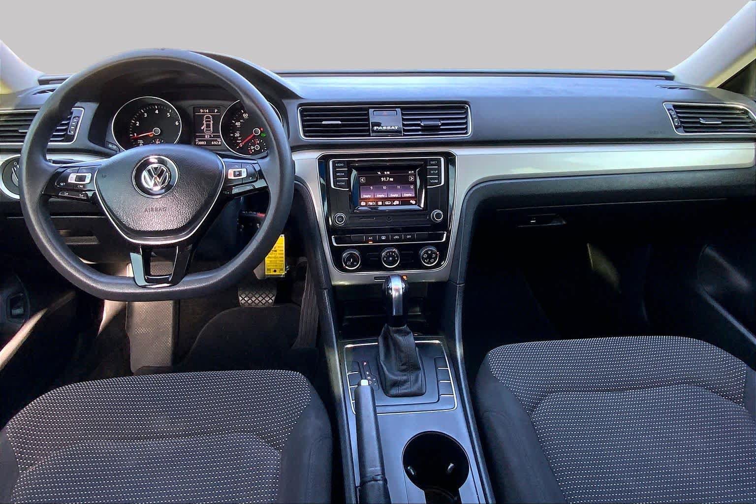 Used 2018 Volkswagen Passat 2.0T S FWD image 16