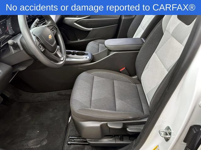 Certified 2024 Chevrolet Trax LS w/ LS Convenience Package FWD image 15