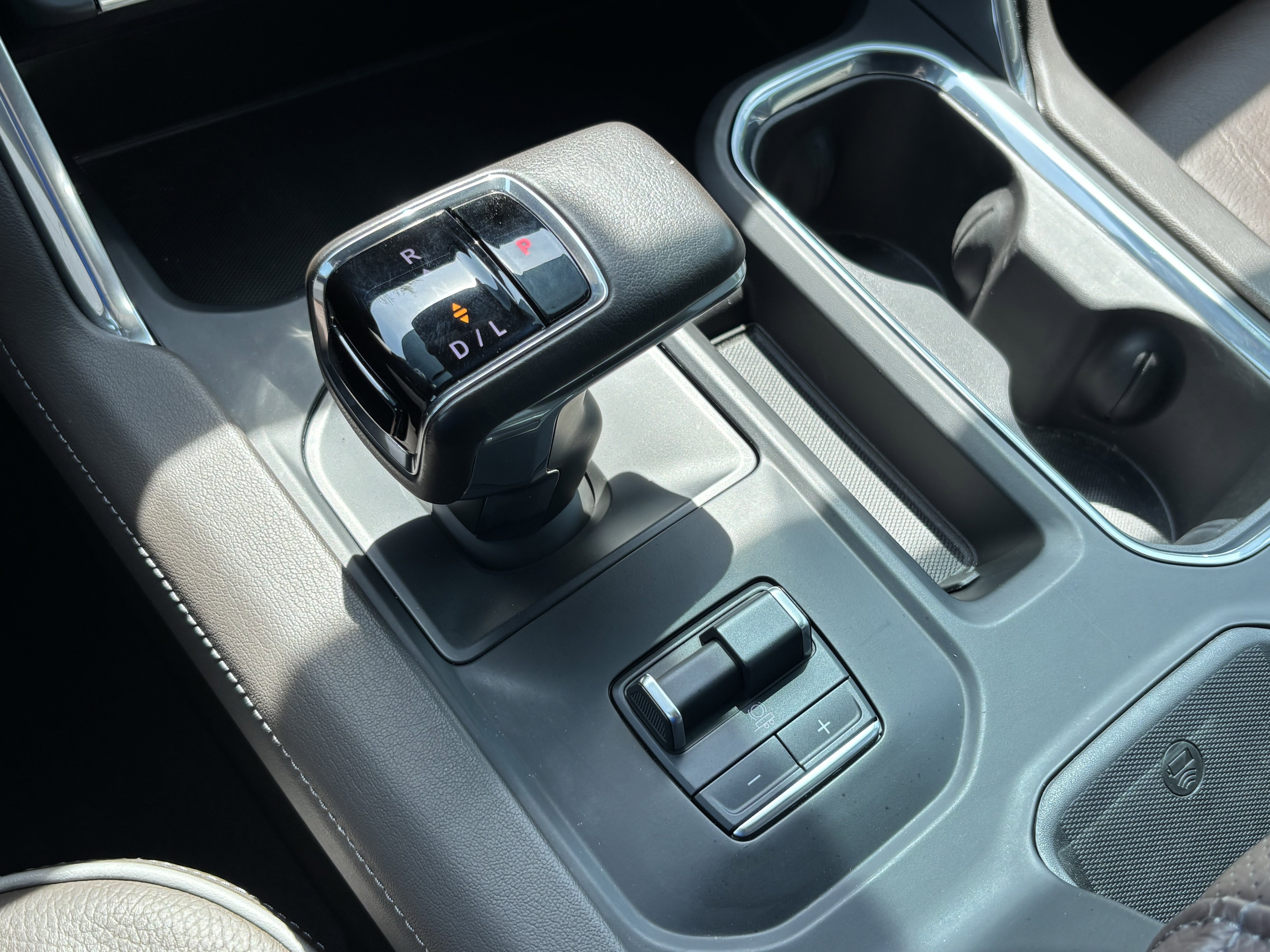 Used 2022 GMC Sierra 1500 Denali w/ Denali Reserve Package image 26