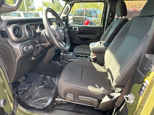 Used 2021 Jeep Wrangler Sport AWD/4WD image 2