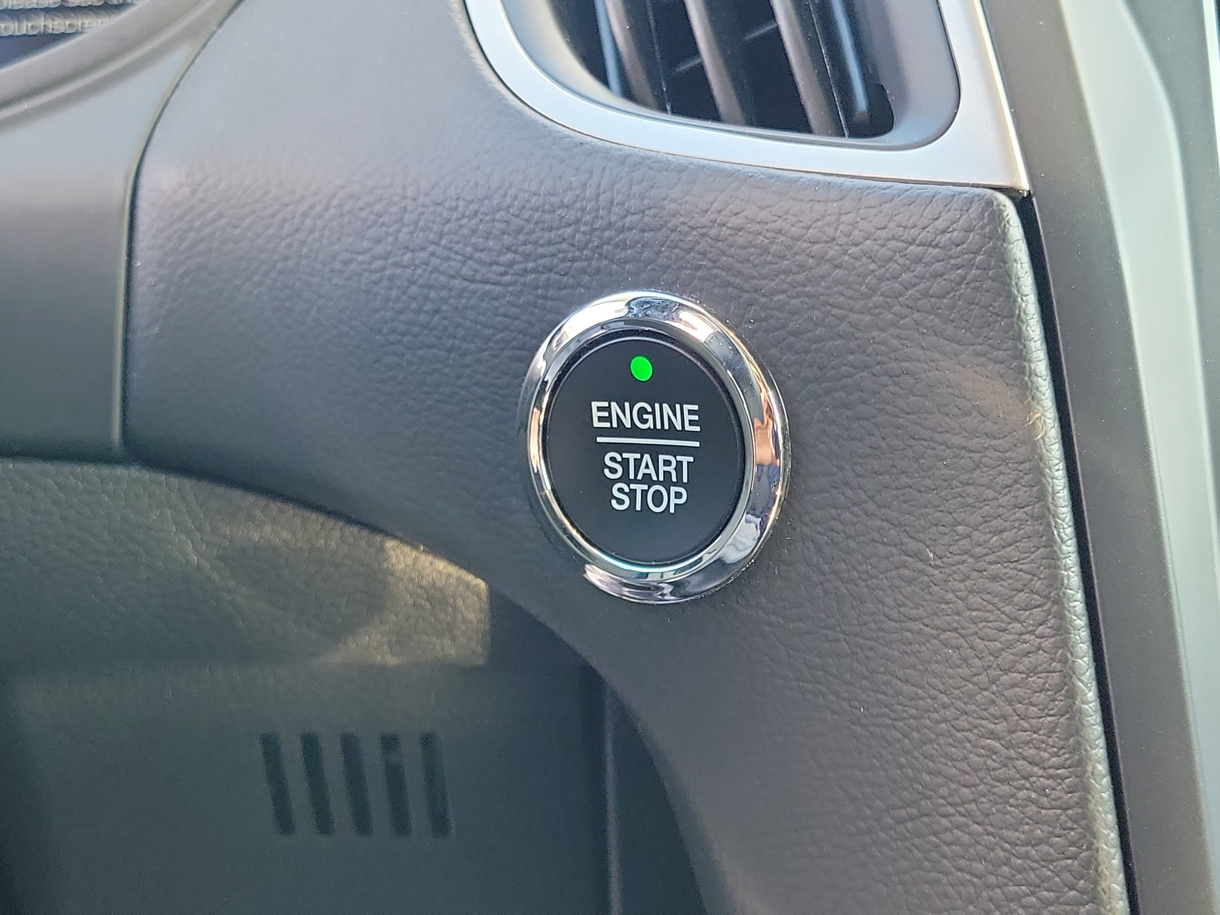 Used 2024 Ford Edge SEL AWD/4WD image 28