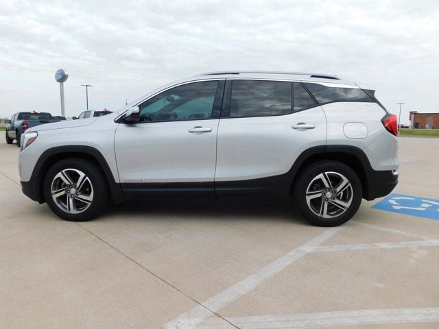 Used 2019 GMC Terrain SLT w/ Preferred Package FWD image 4