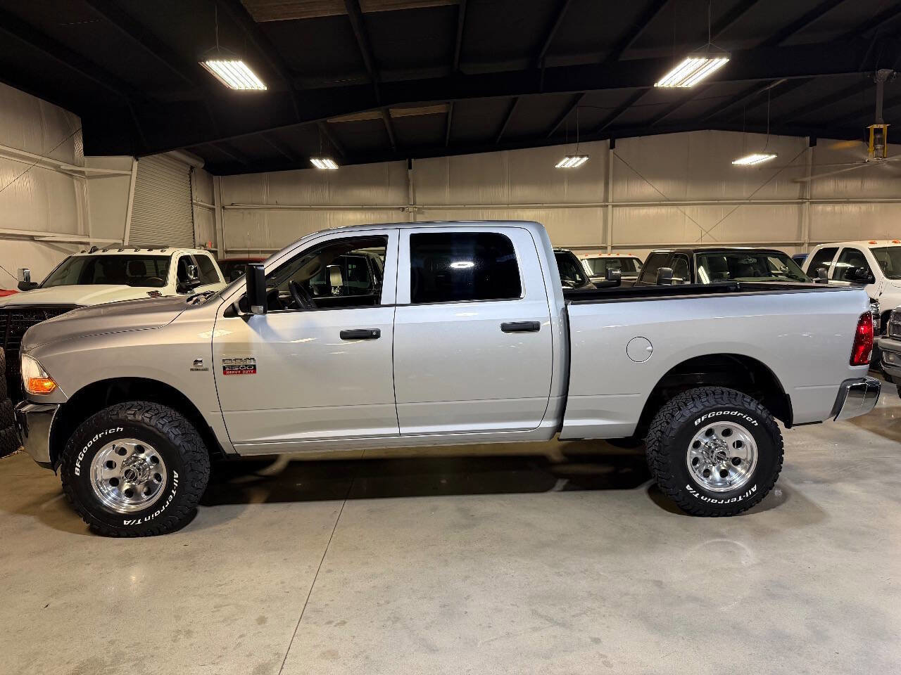 Used 2012 RAM 2500 ST w/ Chrome Appearance Group image 6