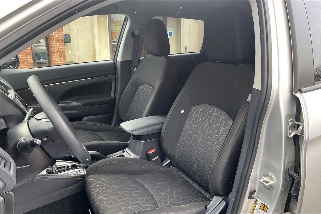 Used 2022 Mitsubishi Outlander Sport ES image 24