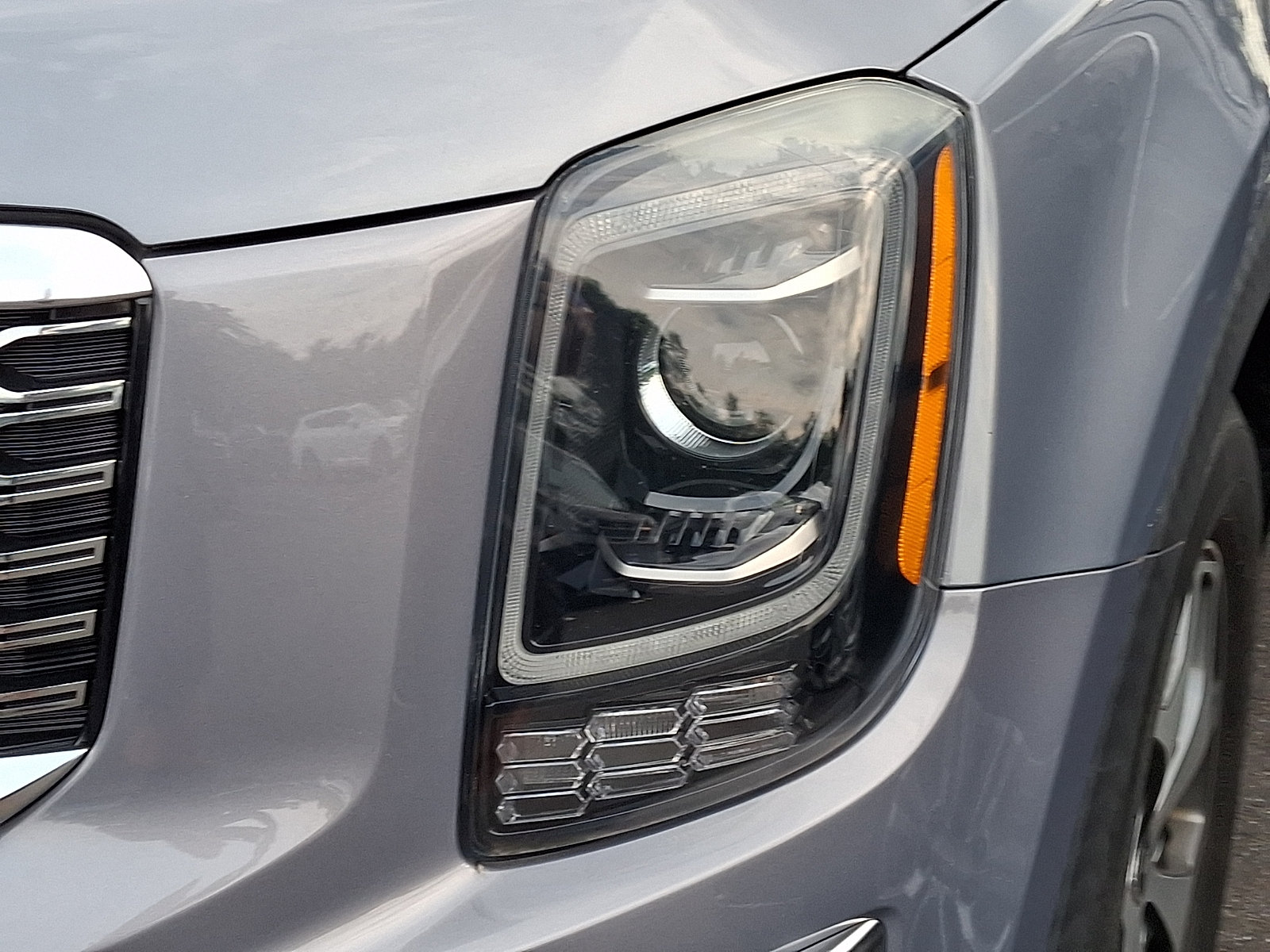 Used 2020 Kia Telluride EX AWD/4WD image 9