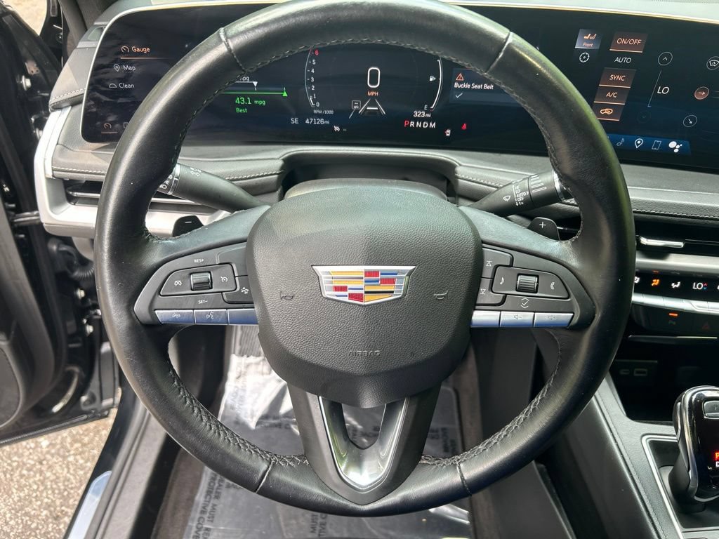 Used 2025 Cadillac XT4 Premium Luxury FWD image 22