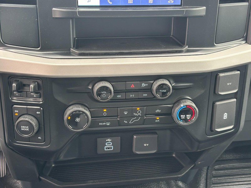 New 2026 Ford F350 XL w/ XL Chrome Package image 17